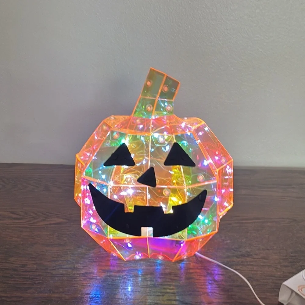 NWT- 🔋OPERATED- LED Light Up- Multicolor Holographic Halloween Jack-o-lantern 🎃